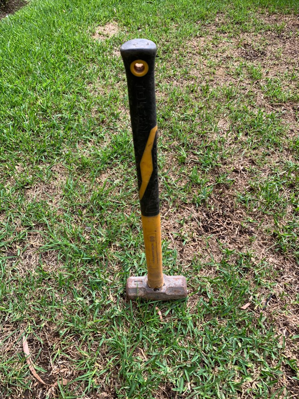 Almádana de Acero Corto