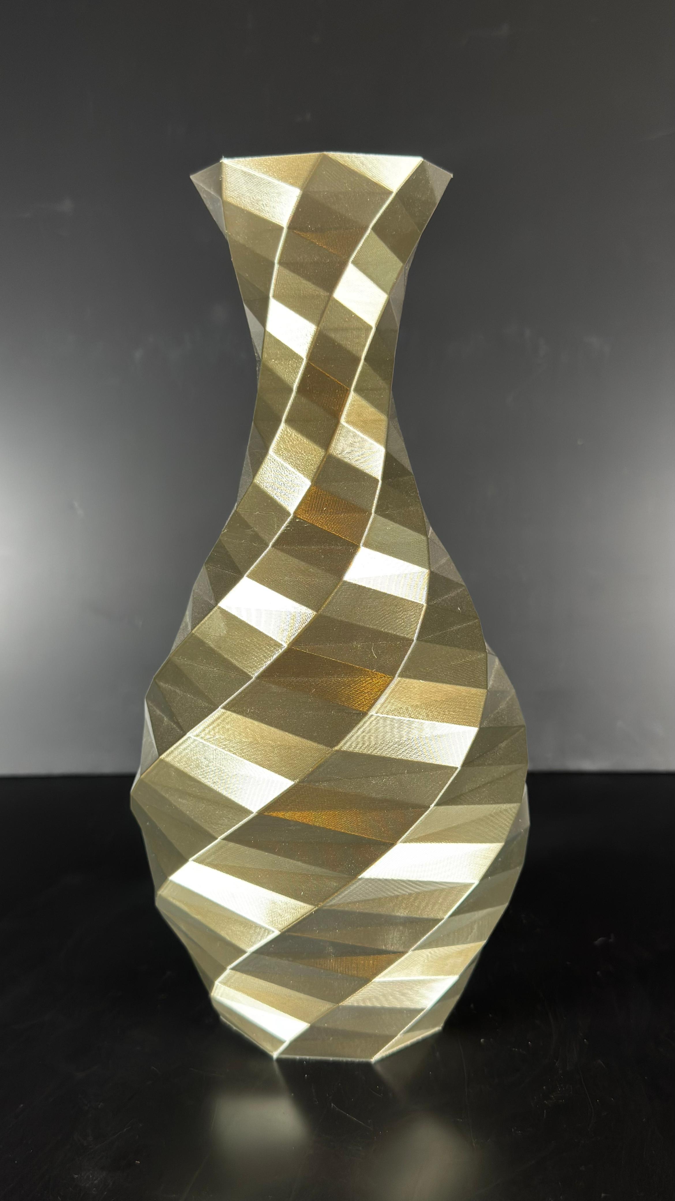 Jarron Low Poly - Imagen 5