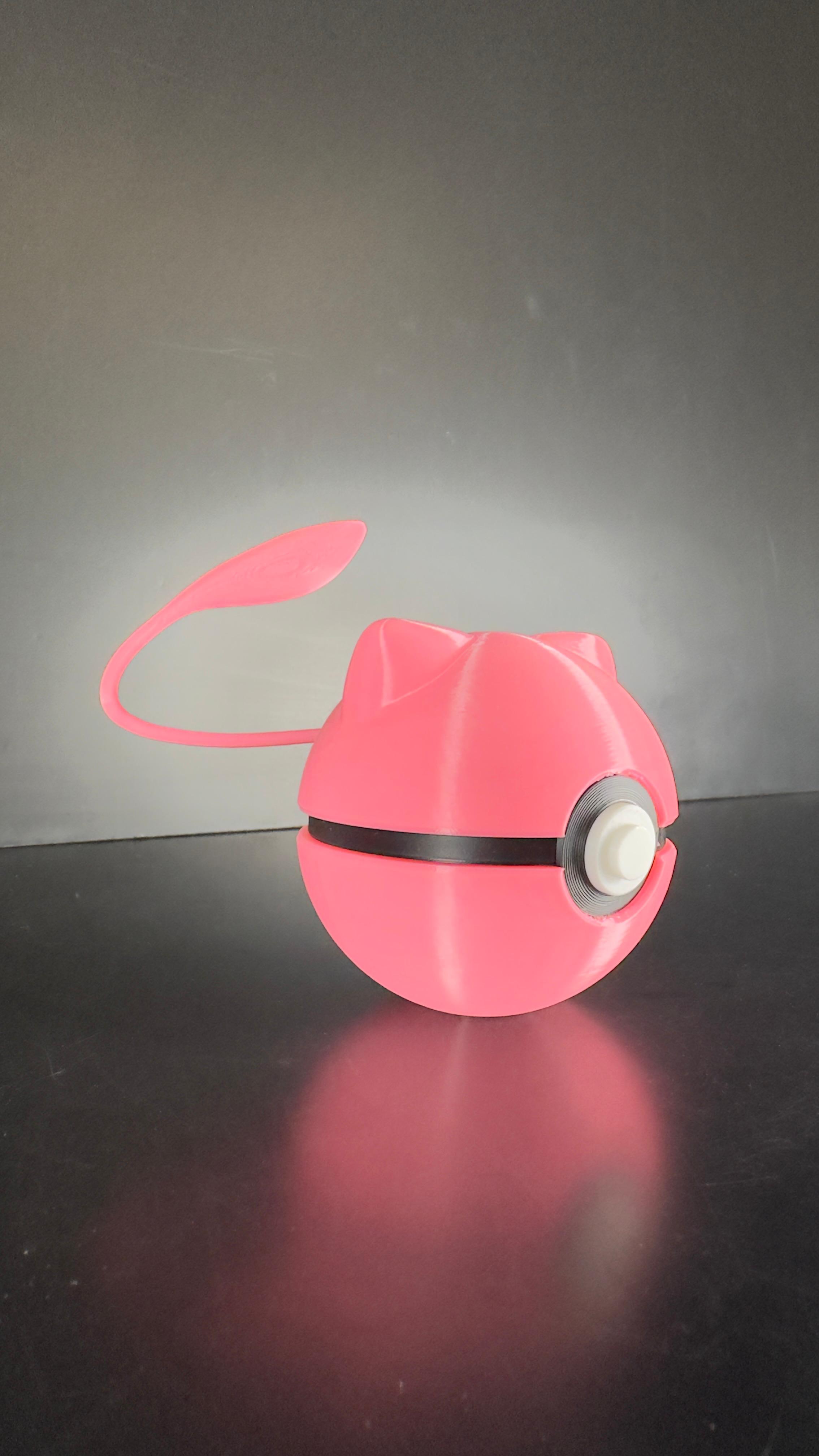 Pokébola / Mew. - Imagen 3