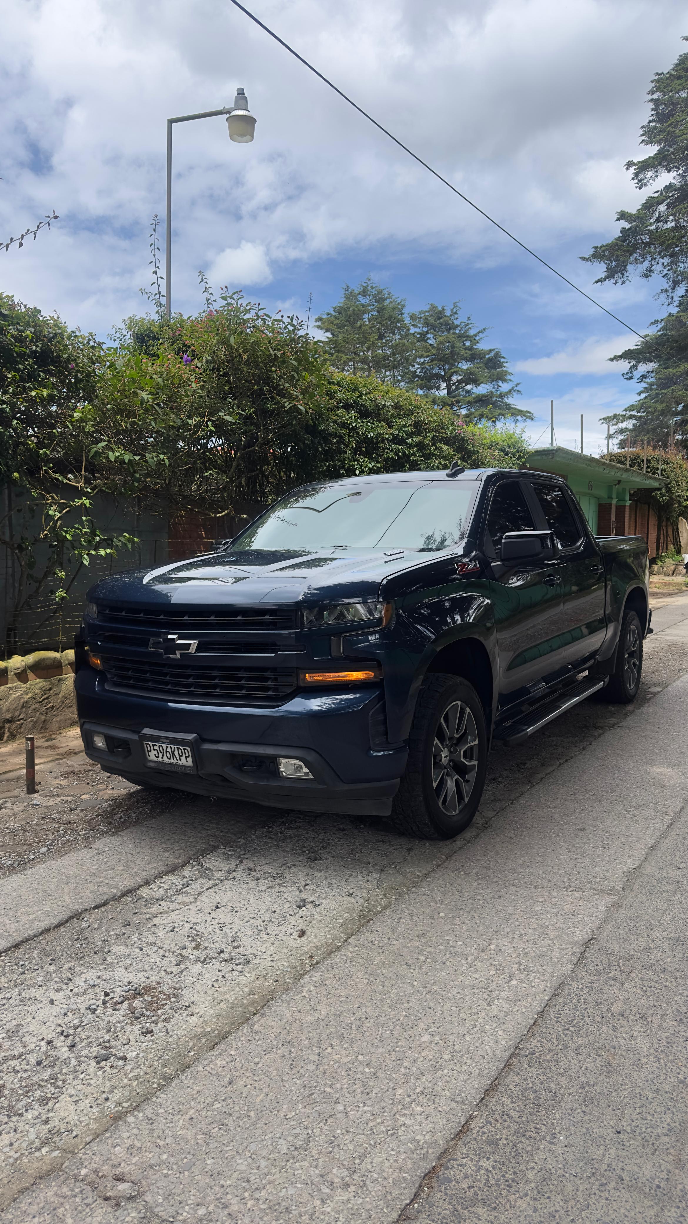CHEVROLET SILVERADO 1500 Z71 RST 4X4 - Imagen 11