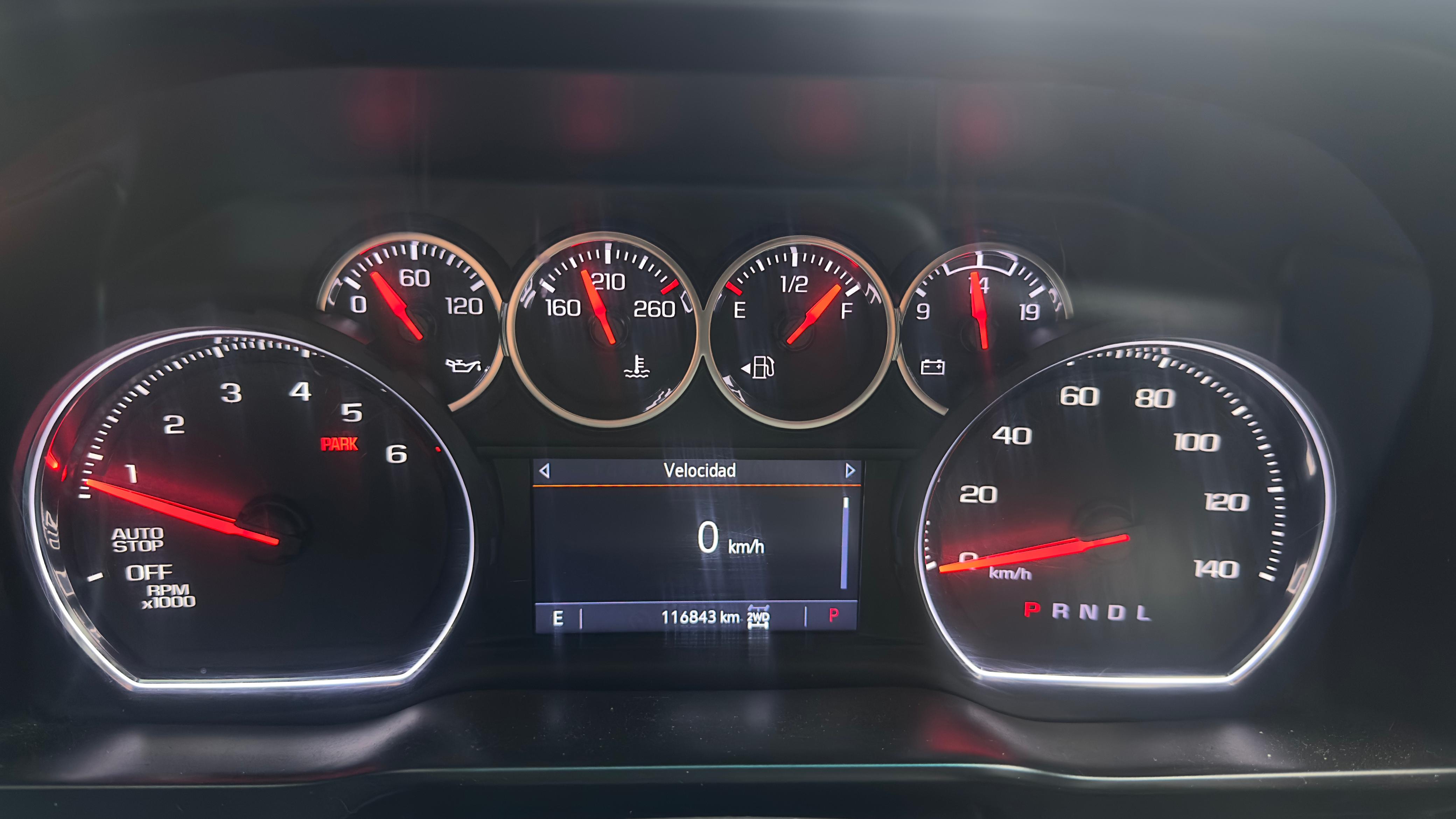 CHEVROLET SILVERADO 1500 Z71 RST 4X4 - Imagen 2