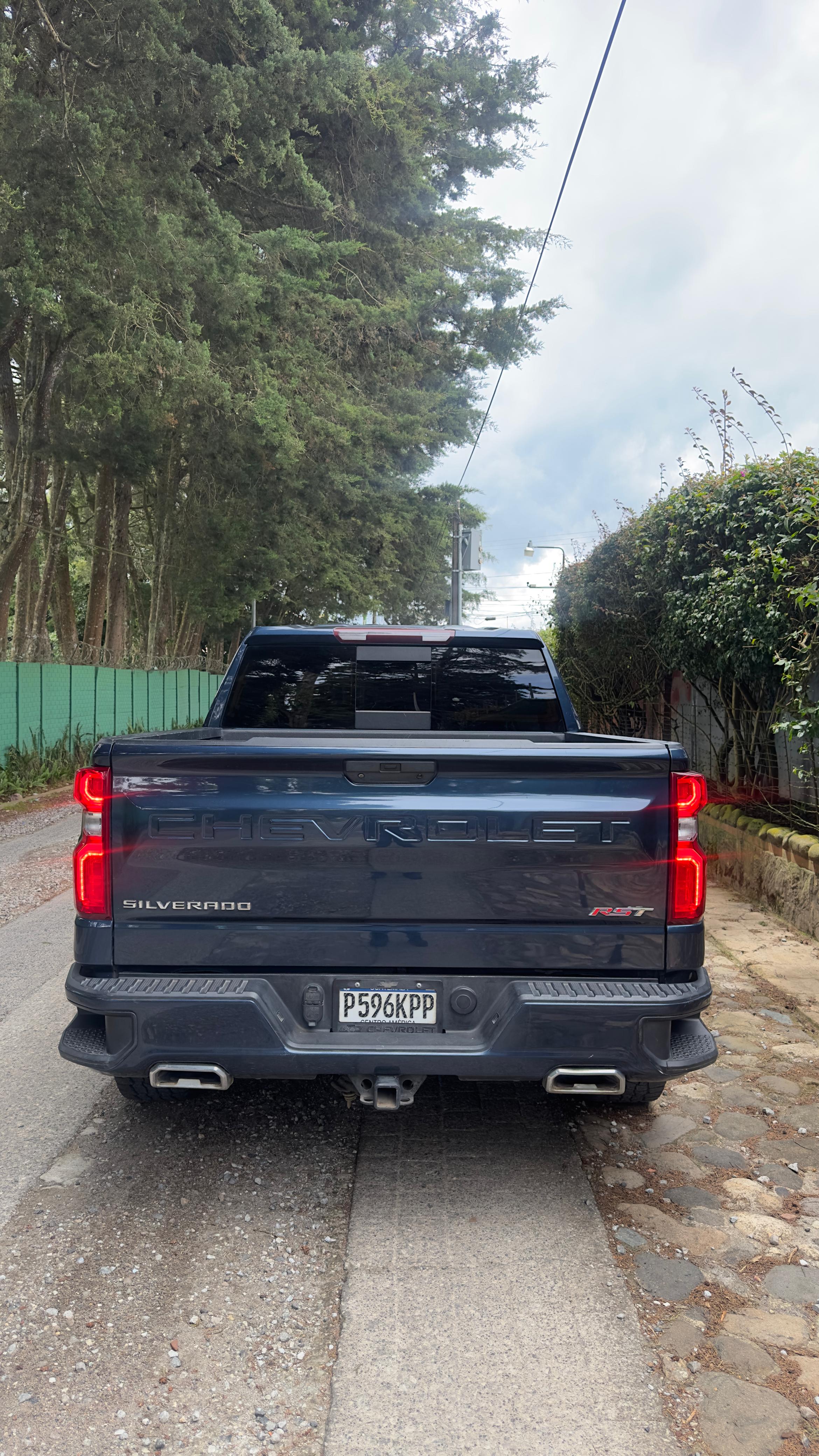 CHEVROLET SILVERADO 1500 Z71 RST 4X4 - Imagen 10