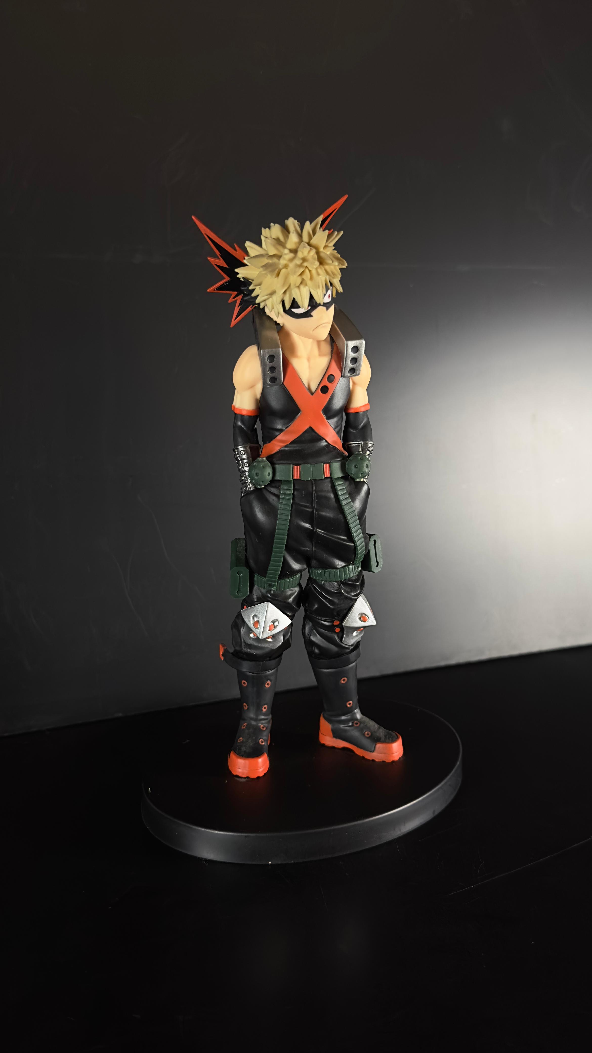 Katsuki Bakugo.